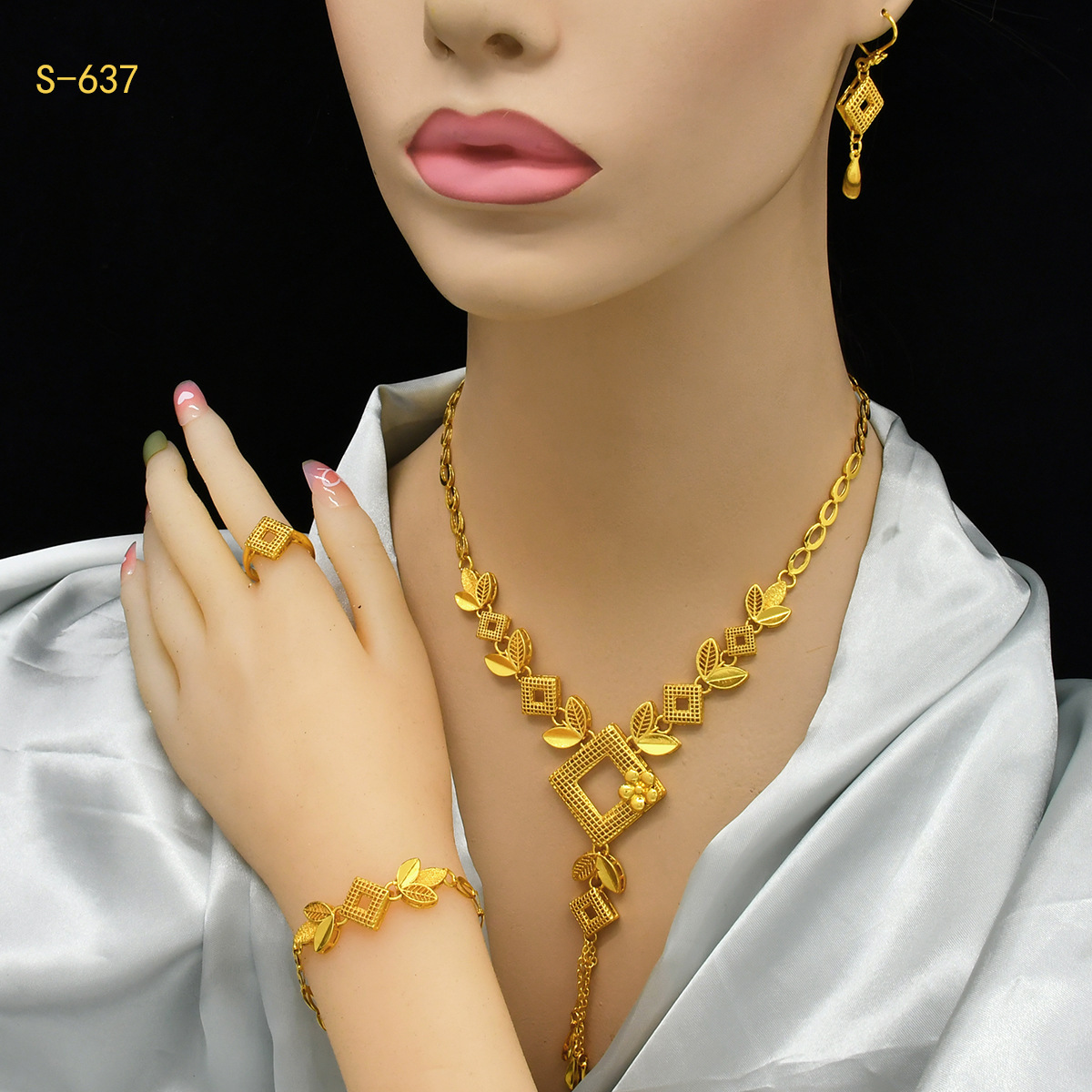 24K Gold Plated Arabic Women's Bridal Jewelry Suit